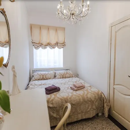 Domus 247 Old Town Apartamento *